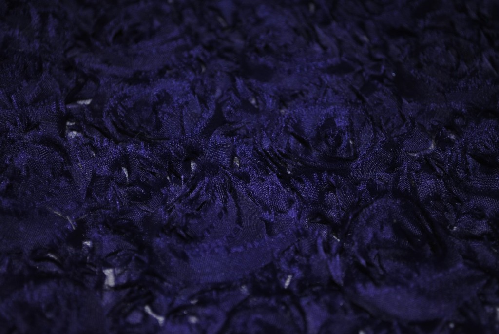 Purple georgette roses fabric - Fabric Universe